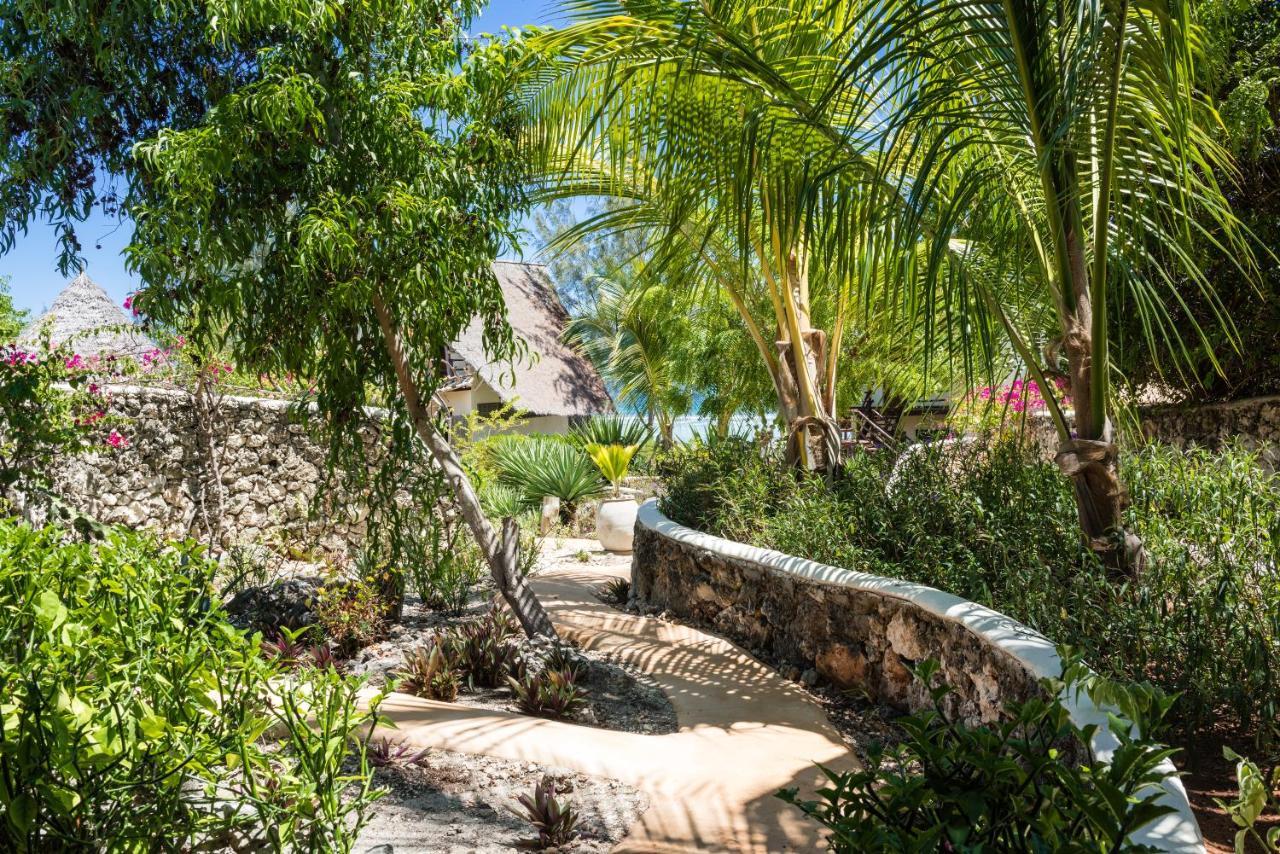 Sunshine Marine Lodge Матемве Екстер'єр фото