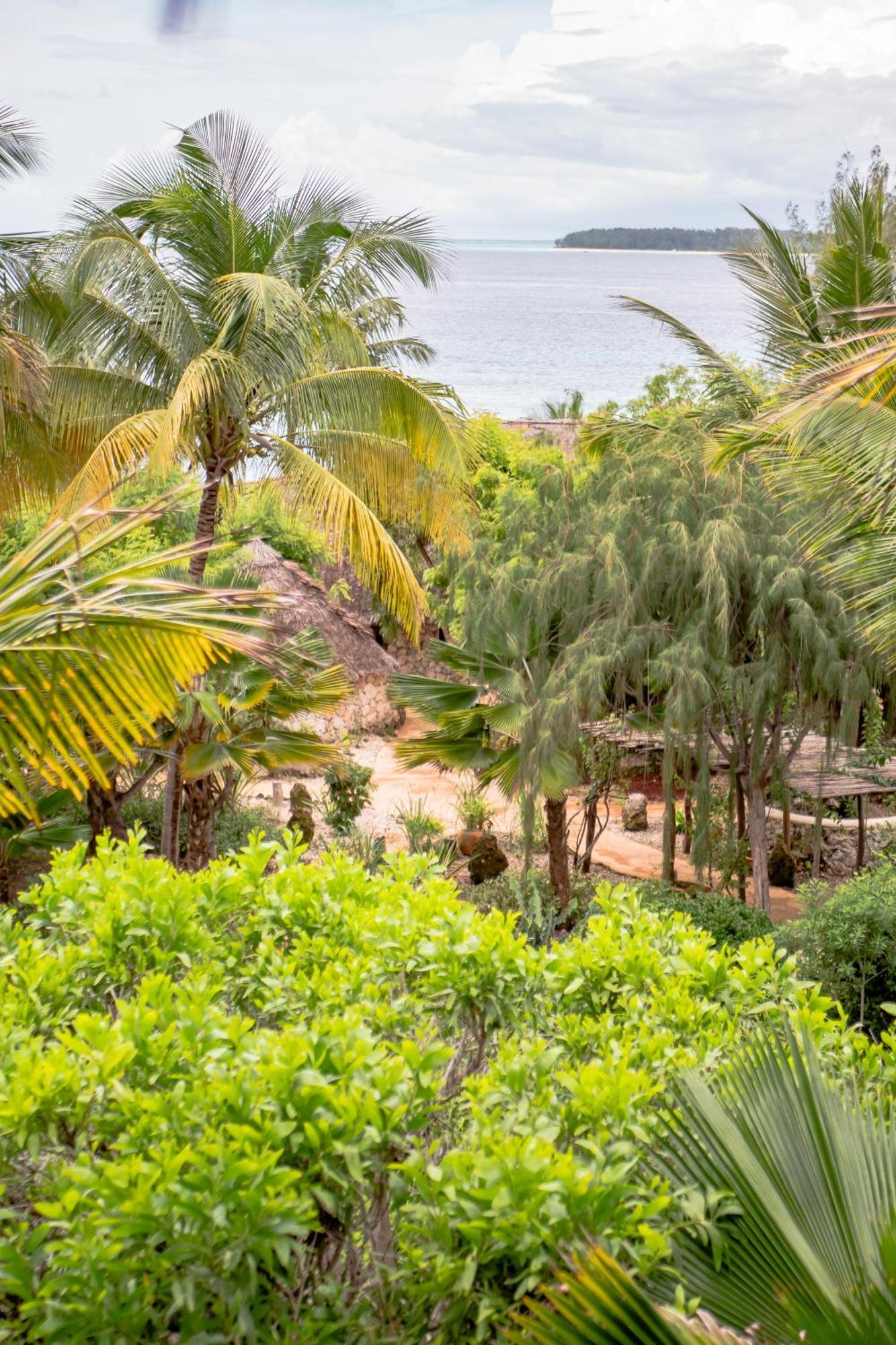 Sunshine Marine Lodge Матемве Екстер'єр фото